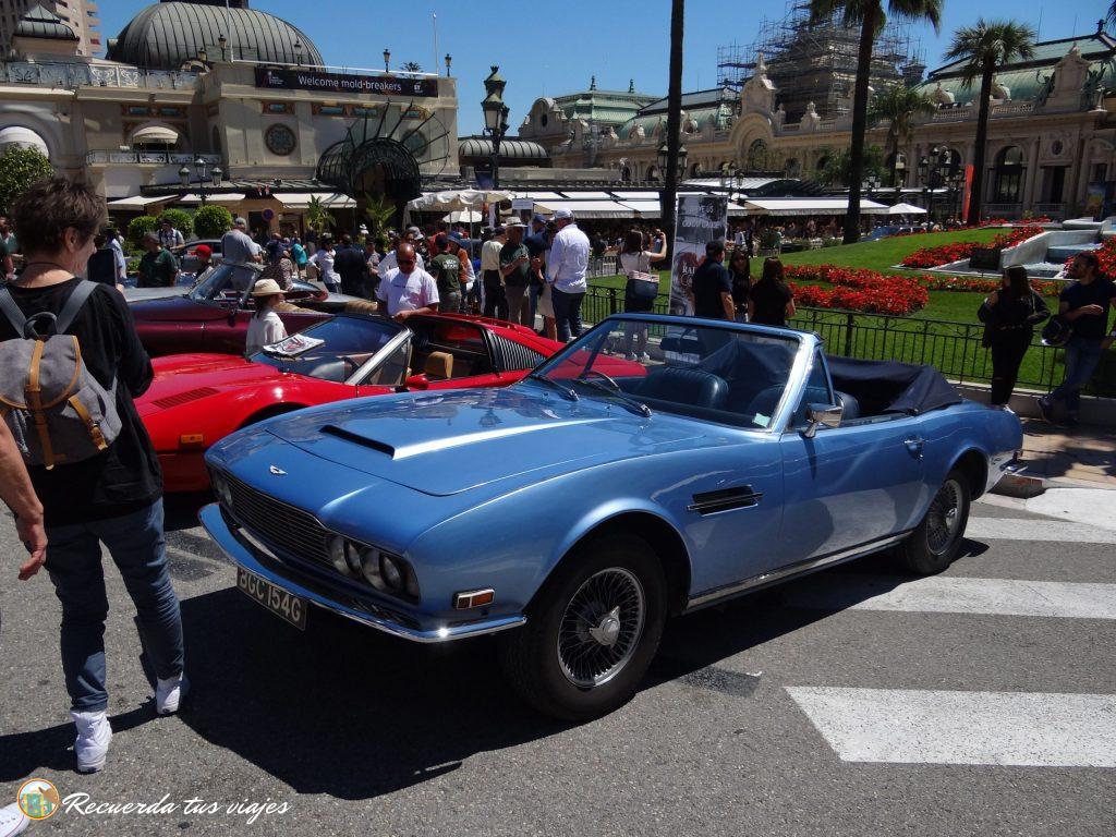 Coches rotonda del casino