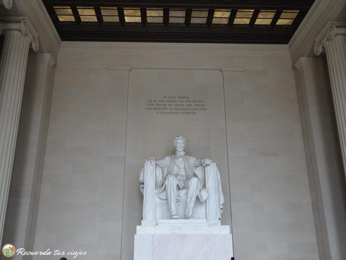 Monumento a Lincoln - Washington en un día