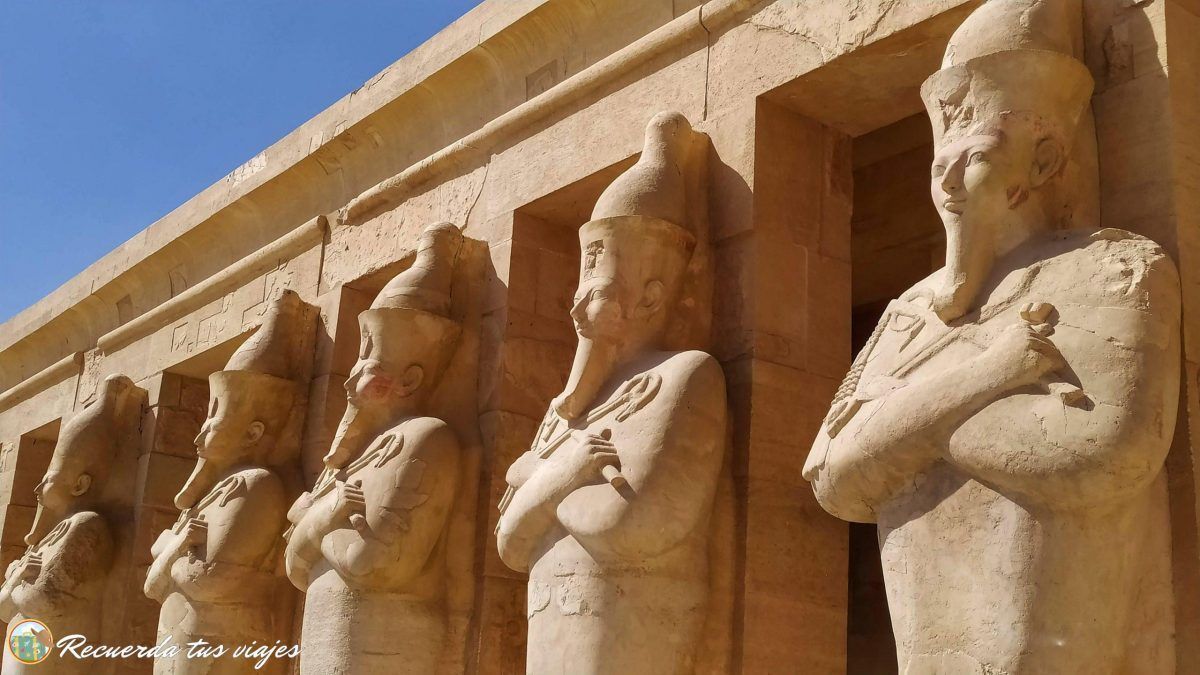 Organiza tu viaje a Egipto - Columnas del Templo de Hatshepsut