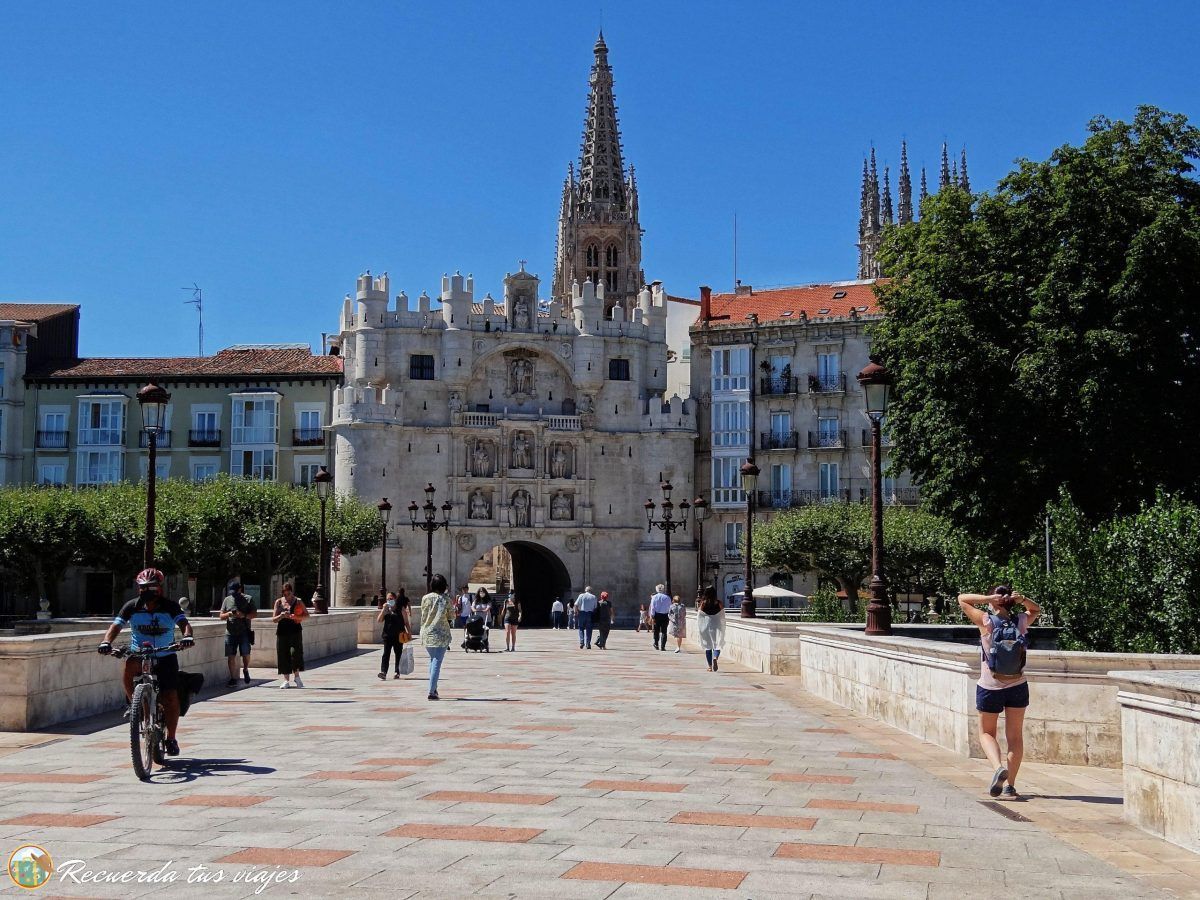 Qué ver en Burgos - Arco de Santa María