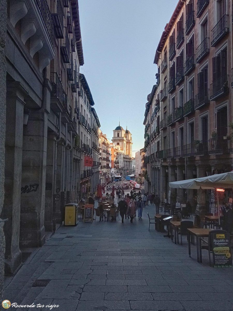 Curiosidades de la Plaza Mayor de Madrid - Acceso a calle Toledo