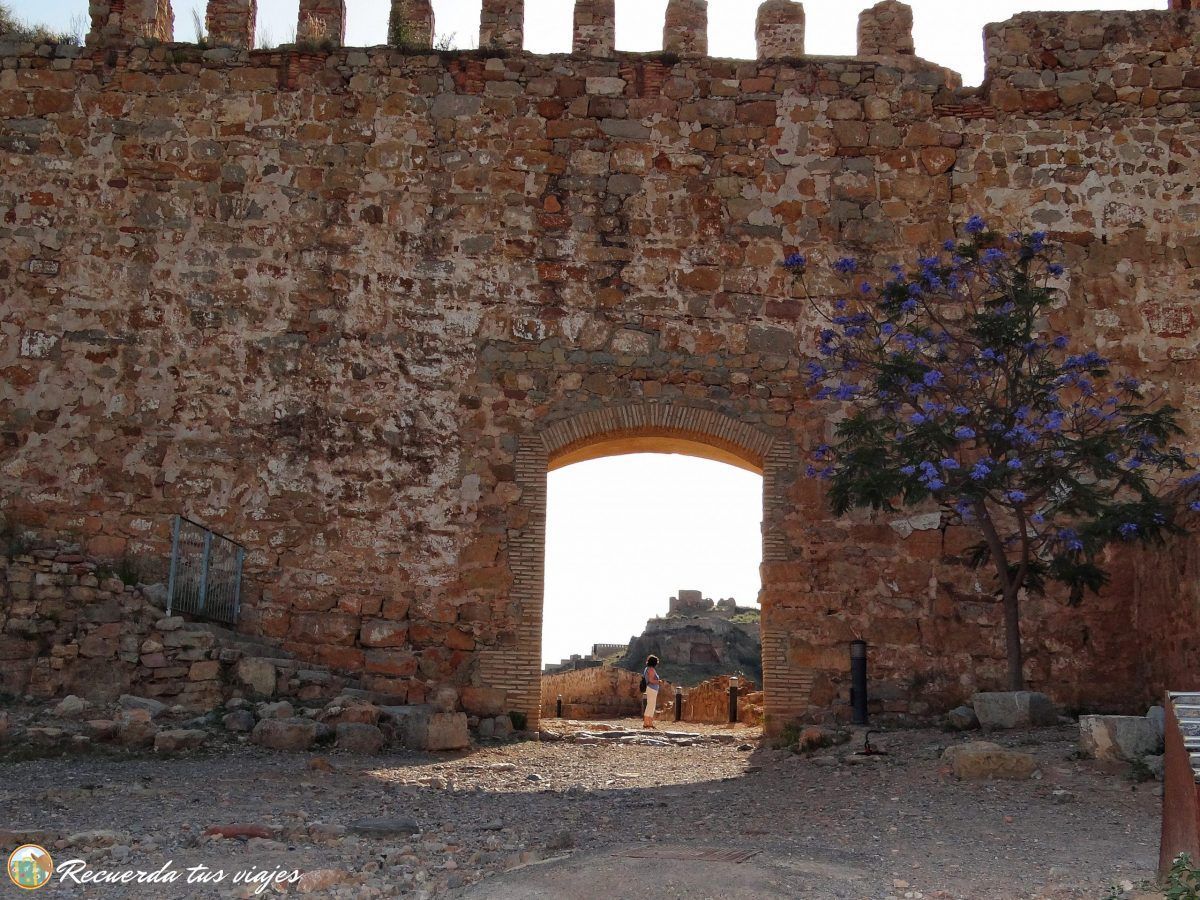 Muralla interna de la fortaleza