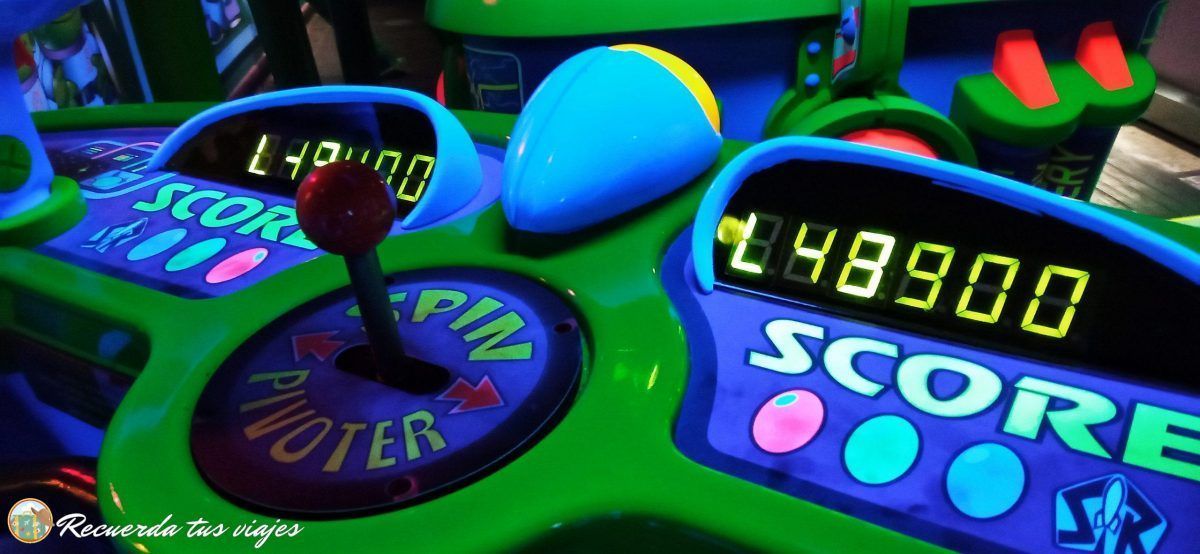 Buzz Lightyear Laser Blast - Qué ver en Disneyland