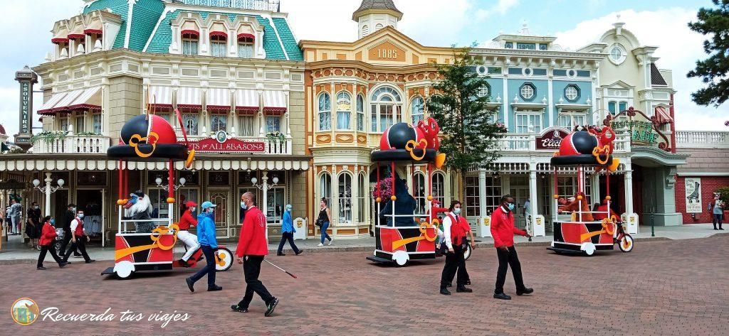 Personajes por Main Street - Todas las necesidades especiales en Disneyland París