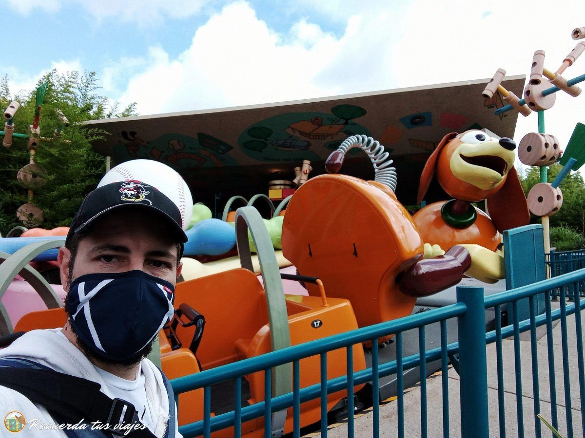 Slinky Dog ZigZag Spin