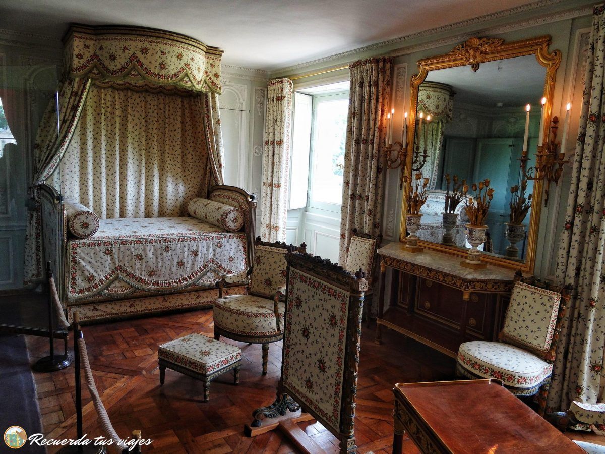 Visitar el Palacio de Versalles - Habitación Pequeño Trianón