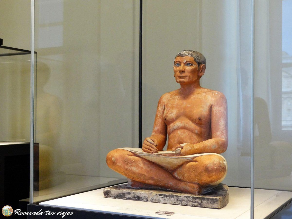 3 horas en el Museo del Louvre - El escriba sentado