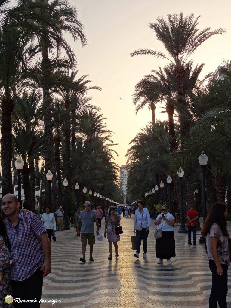 Explanada de España - Que ver en Alicante en 1 día