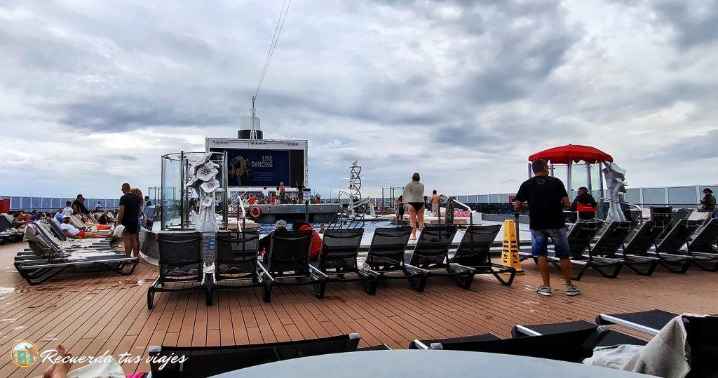 Piscina de cubierta - 7 días de crucero por el Mediterráneo en el MSC Seashore