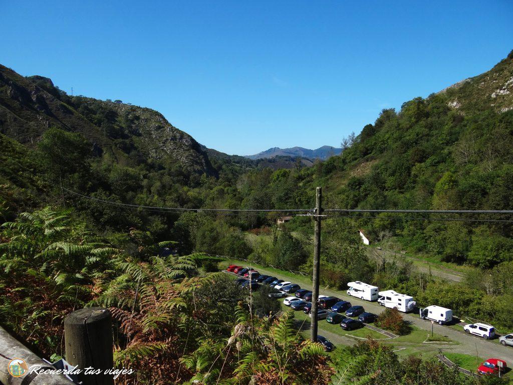 Aparcamiento en Covadonga