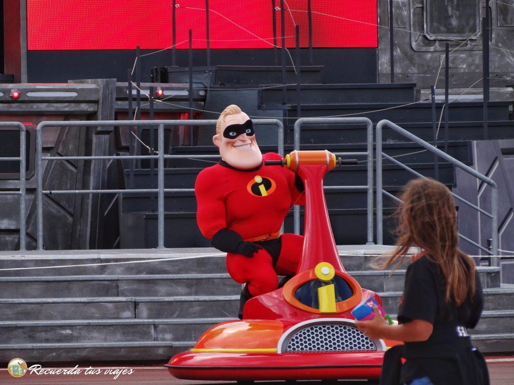 Mr Increible - Premier Access y PhotoPass+ en Disneyland París