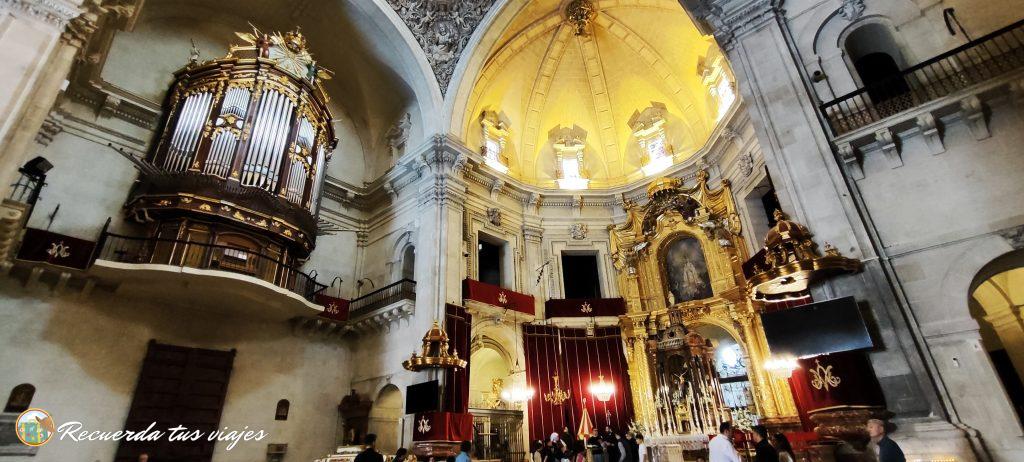 Basílica de Santa María - Interior - Visitar Elche en 1 día en familia