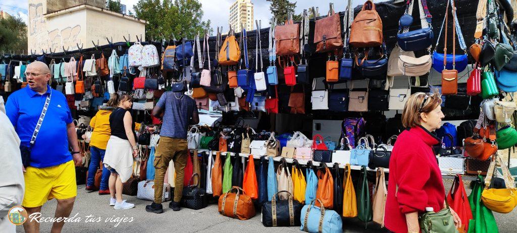 Mercadillo del Hotel Pueblo - bolsos