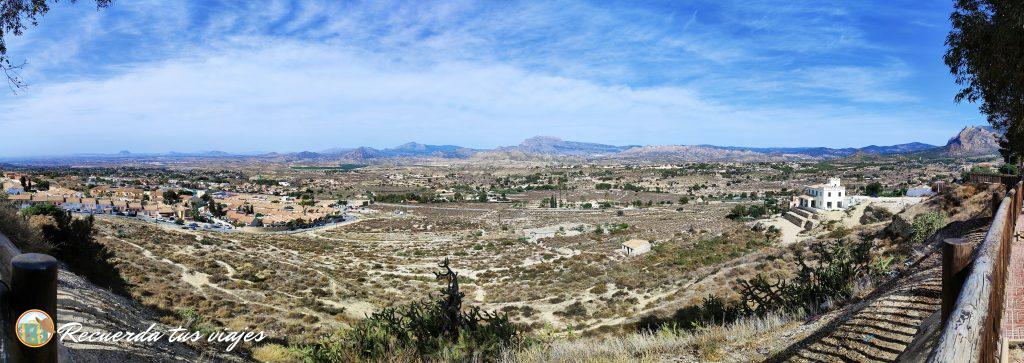 Vistas desde el mirador de Busot - Visitar Busot y las Cuevas del Canelobre