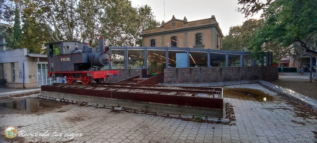 Tren en la antigua estación