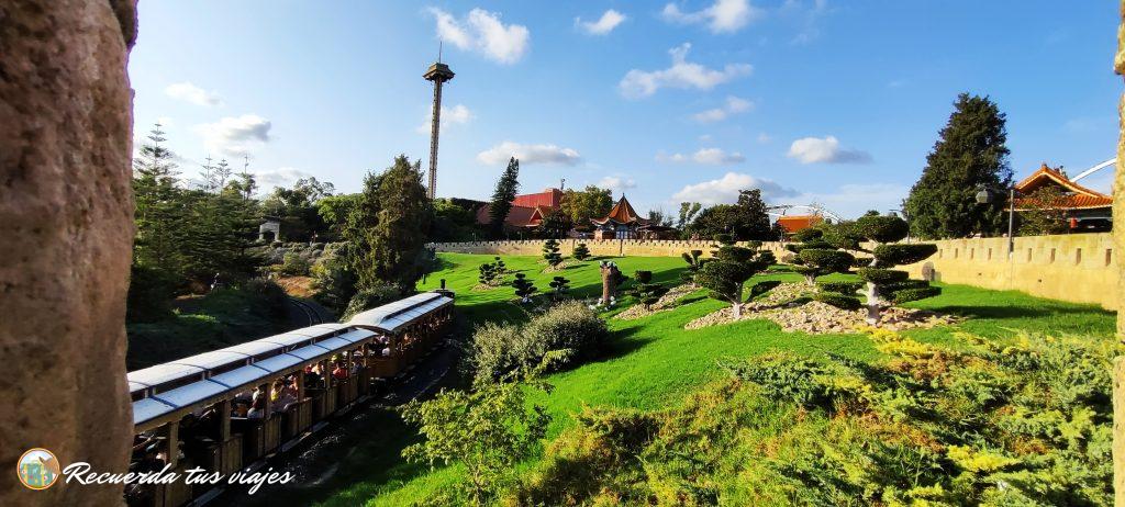 El tren y la muralla china - Cuándo ir a PortAventura