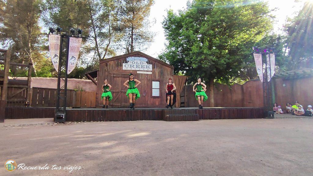 Old Creek Saloon - Espectáculos y personajes en Parque Warner