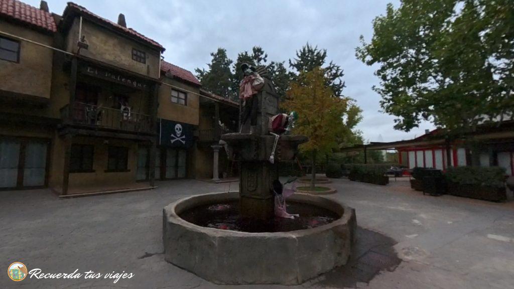 Decoración fuente parque de atracciones - Planes de Halloween con niños en Madrid