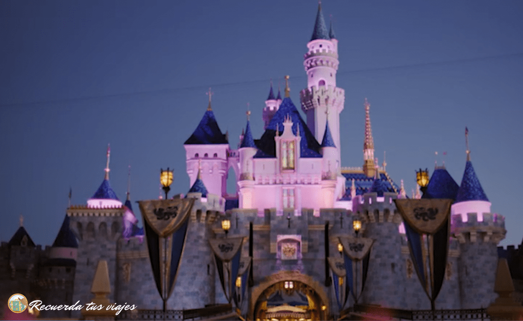 Castillo del parque Disneyland